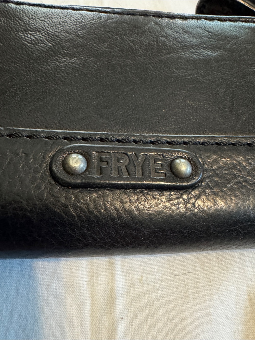 Frye Black Leather Zip Wristlet with Detachable Strap - Picture 4 of 6